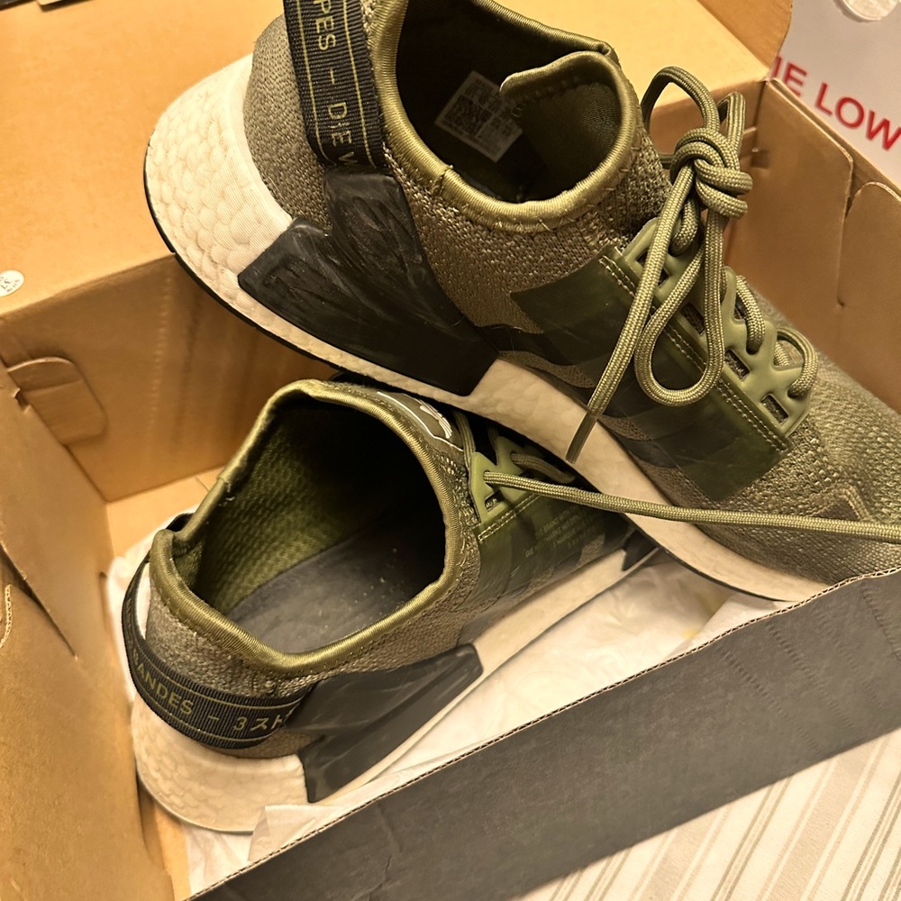 Size 10 - Picture 4 of 4